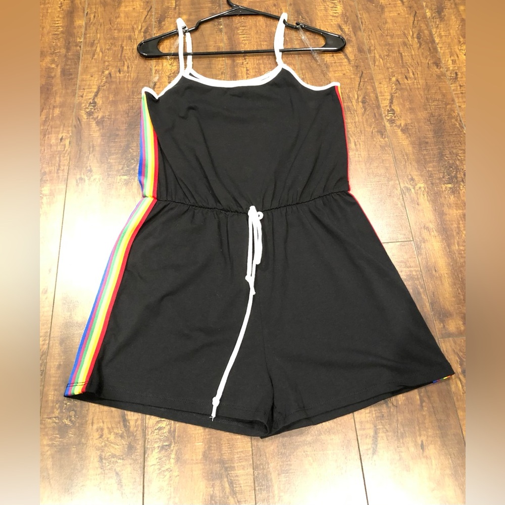 Heart Hips Black and Red Jumpsuit with Drawstring Waist Size M NWOT